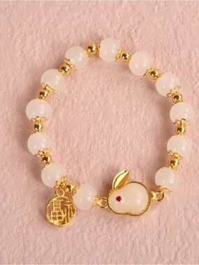 1pc Jade Rabbit Bracelet (Rabbit & Blessing Symbol